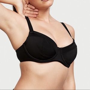 Victoria’s Secret Essential Wicked Bikini Top NWT